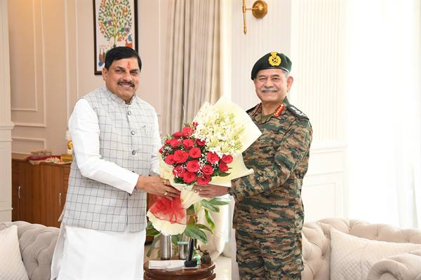 Chief Minister Dr. Yadav called on by Army Chief General Upendra Dwivedi