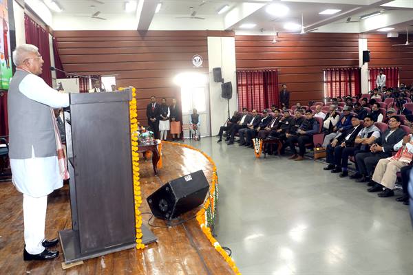 Swami Vivekanandas life and philosophy ignites the spirit of youth: Shri Mangubhai Patel