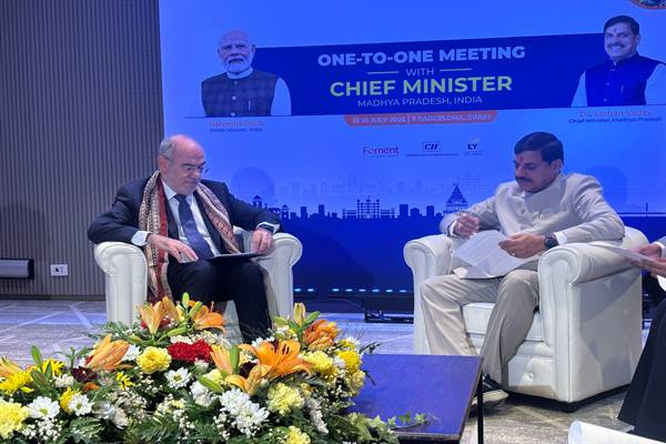 CM Dr. Yadav Launches New Initiatives for Investment, Education and Cultural Cooperation in Spain