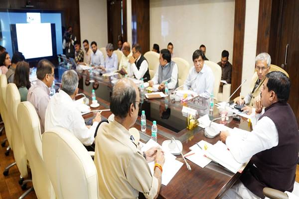 Ensure Adequate Drinking Water Supply Arrangements in Urban and Rural Areas: CM Dr. Yadav
