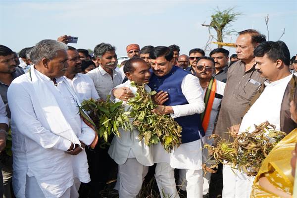 "Farmers Need Not Worry, Every Affected Field Will Be Surveyed" : Chief Minister Dr. Yadav