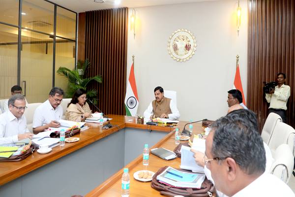 रातापानी अभयारण्य के विकास कार्यों को प्राथमिकता से करें पूरा : मुख्यमंत्री डॉ. यादव