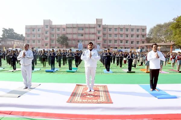 राष्ट्रीय युवा दिवस : 12 जनवरी स्वामी विवेकानंद की 163वीं जयंती