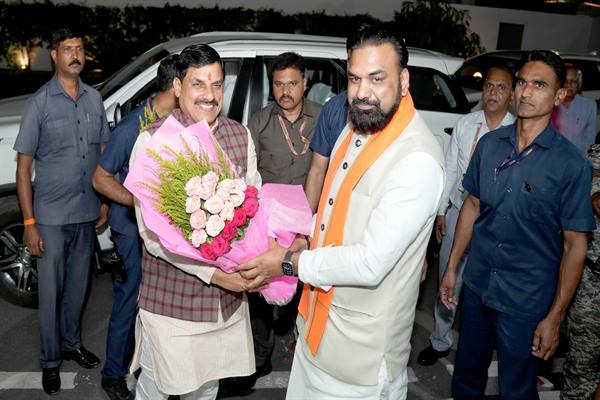 Deputy CM of Bihar, Shri Samrat Choudhary, Pays Courtesy Visit to CM Dr. Mohan Yadav