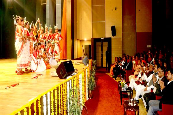 Uttarakhand and Jharkhand are Specially Blessed by Nature: Governor Shri Patel