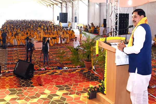‘Gayatri Parivar’ Fostering Culture and Values, Spreading Positivity : CM Dr. Yadav