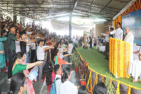 Inculcate the importance of wildlife and biodiversity in children from childhood: Shri Mangubhai Patel