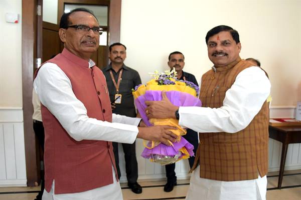 CM Dr. Yadav called on by Union Minister Shri Chouhan