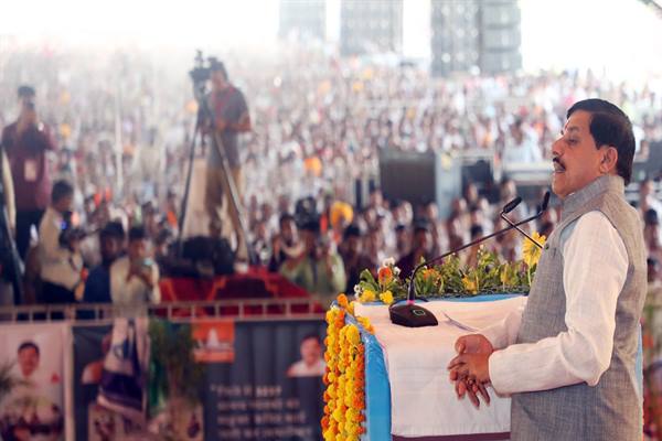 Agriculture and Horticulture Production Capacity Will Be Enhanced through Innovation and Advanced Technologies: CM Dr. Yadav