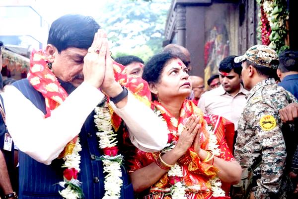 Chief Minister Dr. Yadav Offers Prayers at Maa Kamakhya Devi Temple