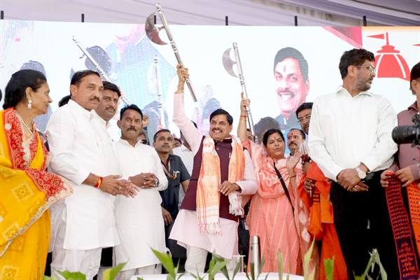  भगवान परशुराम और श्रीकृष्ण लोक से जानापाव को मिलेगी राष्ट्रीय स्तर पर विशेष पहचान : मुख्यमंत्री डॉ. यादव