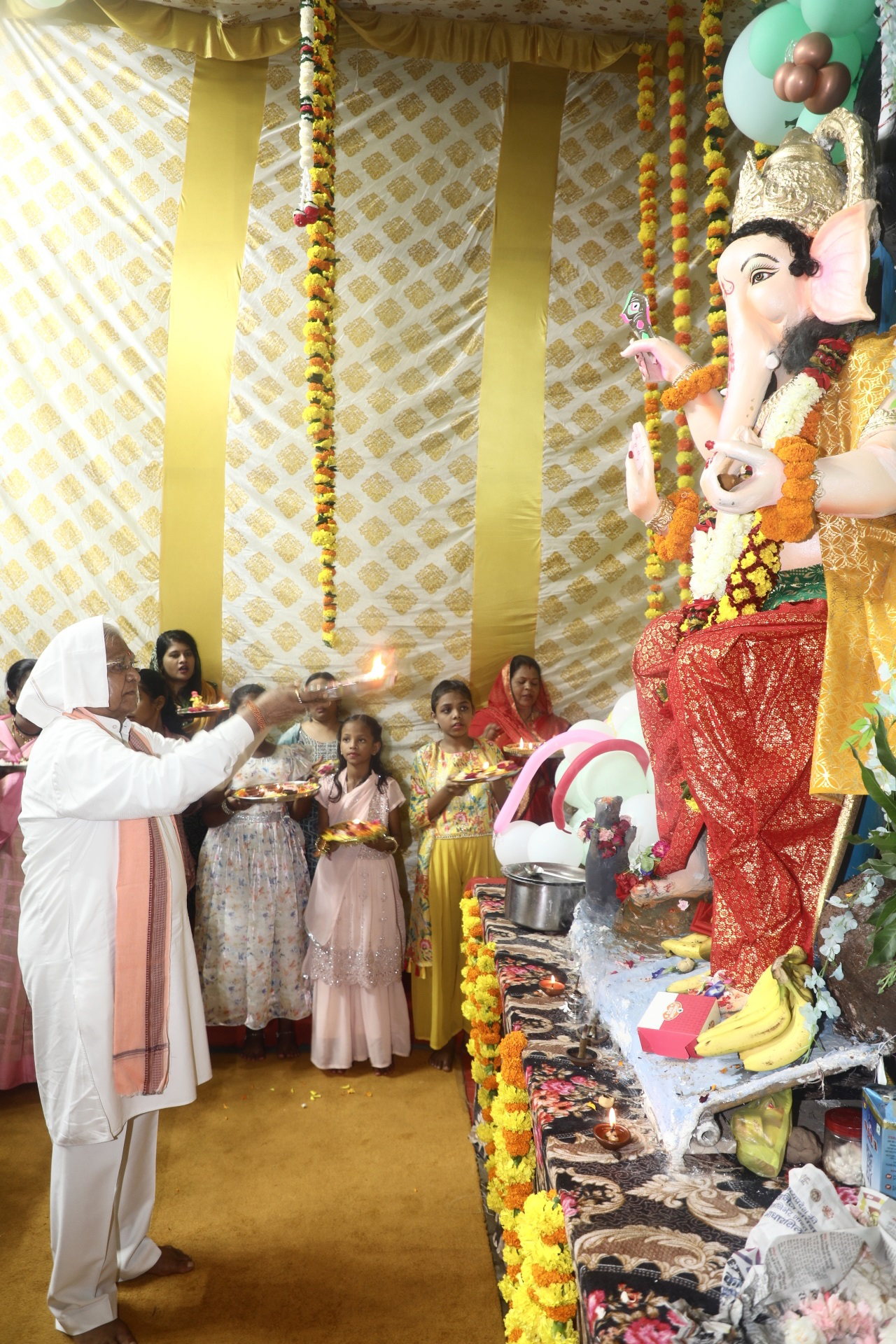 राज्यपाल श्री मंगुभाई पटेल गणेशोत्सव में शामिल हुए