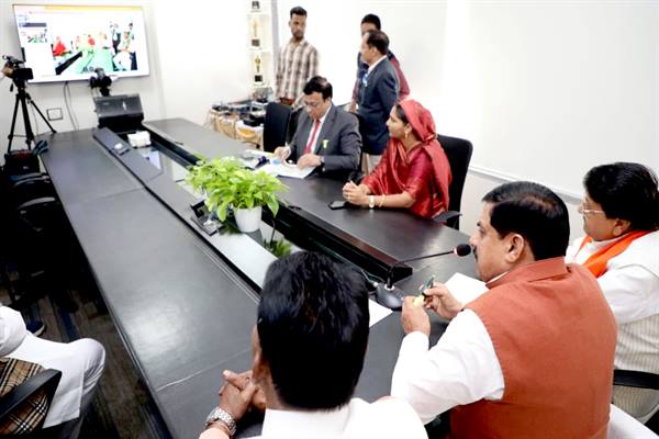 CM Dr. Mohan Yadav extends good wishes to 551 couples at a mass marriage ceremony in Agar via VC