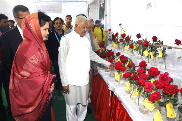 गुलाब के जीवनकाल में निहित है जीवन दर्शन : राज्यपाल श्री मंगुभाई पटेल