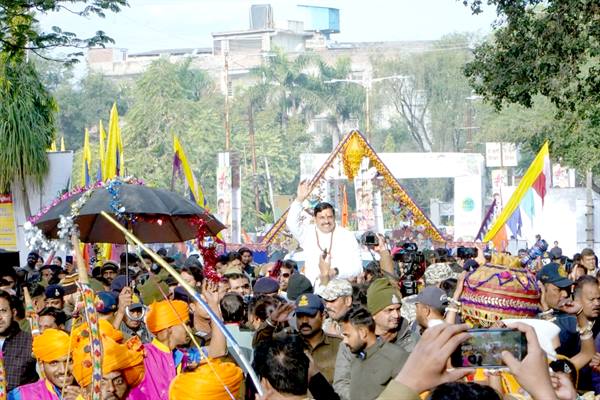 CM Dr. Yadav inaugurates Rahgiri Anand Utsav in Ujjain
