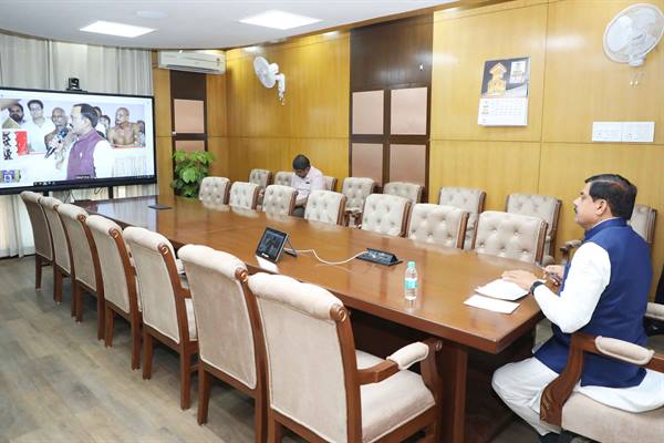 जनसामान्य की मूलभूत आवश्यकताओं के साथ उनकी आध्यात्मिक उन्नति के लिए भी प्रतिबद्ध है सरकार : मुख्यमंत्री डॉ. यादव
