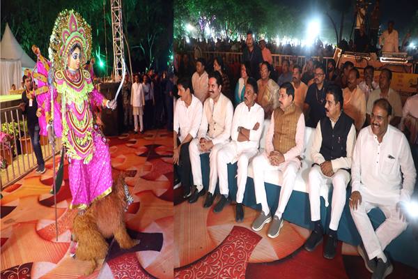 Chief Minister Dr. Yadav Attends Ongoing Malwa Utsav at Lalbagh