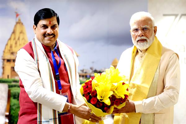 PM Shri Modi Receives Courtesy Visit from CM Dr. Mohan Yadav