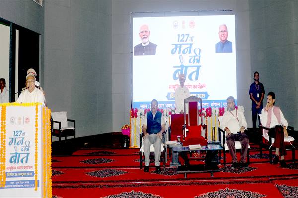 Book knowledge must be complemented with current awareness : Governor Shri Patel