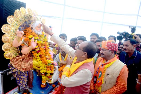 विश्वकर्मा समाज की हर समस्या को शीघ्रता से हल किया जाएगा: मुख्यमंत्री श्री चौहान