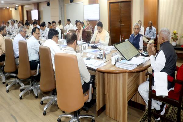 नई सोच के साथ जन सहभागिता के लिए हो प्रयास : राज्यपाल श्री पटेल