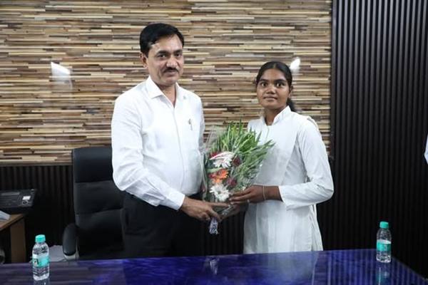 "दास्तां खुशियों की"