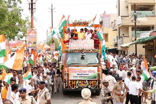 "Tiranga Yatra" Held in Seoni Malwa to Honour India’s Brave Soldiers