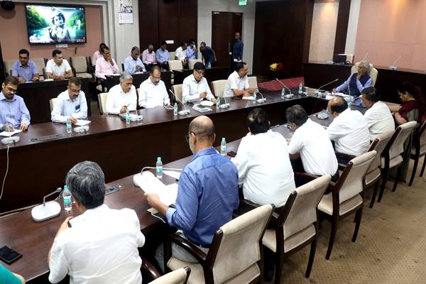 विकसित मध्यप्रदेश के लिए टीम भावना के साथ कार्य करें : मुख्य सचिव श्री जैन