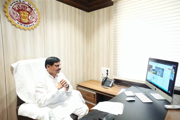 New technology should be best utilized in public interest: Chief Minister Dr. Yadav