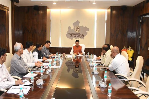 Along with Increasing Milk Production, Better Marketing is Essential : CM Dr. Yadav