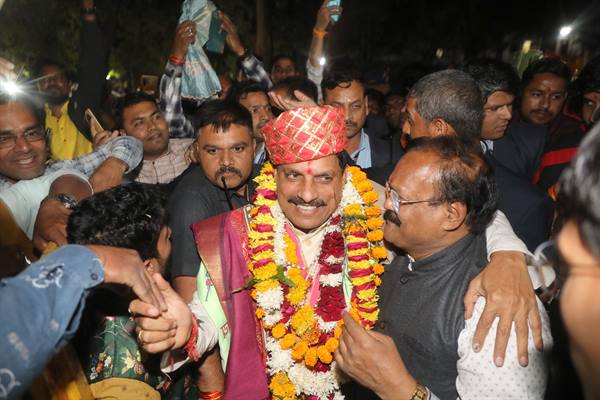 नव नियुक्त मुख्यमंत्री डॉ. यादव ने स्वीकार किया जन-जन का अभिवादन
