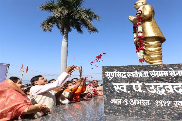 CM Dr. Yadav pays tributes to Bhai Uddhavdas Mehta ji