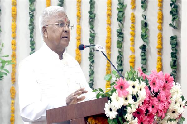 शिक्षा और संस्थान के संस्कारों को हमेशा याद रखें विद्यार्थी – श्री मंगुभाई पटेल