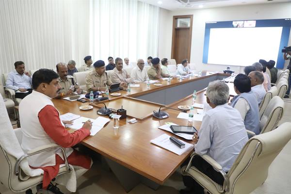 Police Must Ensure Prompt Action Against All Crimes: CM Dr. Yadav