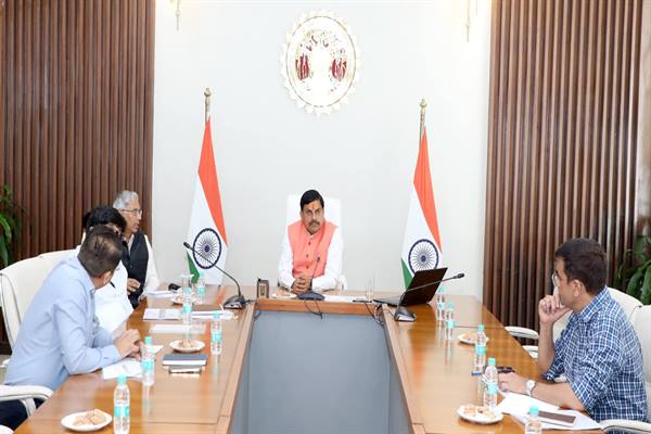 पर्यटन बढ़ाने में हवाई यातायात बेहद जरूरी, इसलिए एयर कनेक्टिविटी बढ़ाएं : मुख्यमंत्री डॉ. यादव