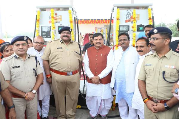 Chief Minister Dr. Mohan Yadav inaugurates Police Welfare Society’s petrol pump