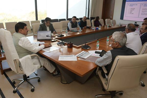 Passengers’ convenience must be prioritized in bus services: Chief Minister Dr. Yadav