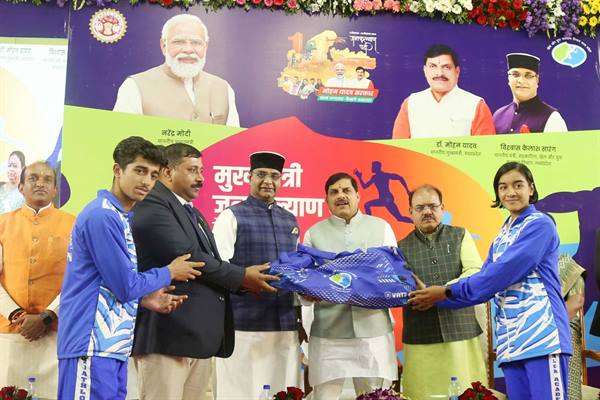 We can learn to perform our best in adverse circumstances from PM Shri Modi: CM Dr. Yadav