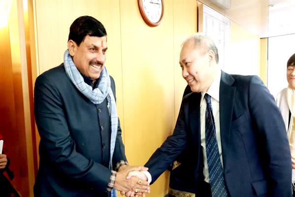 Chief Minister Dr. Yadav and JETRO President Shri Kataoka have detailed discussion on Japan’s investment in Madhya Pradesh