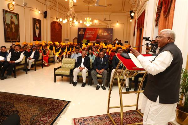 विकसित भारत की संकल्प सिद्धि में युवाओं की भूमिका महत्वपूर्ण: राज्यपाल श्री पटेल