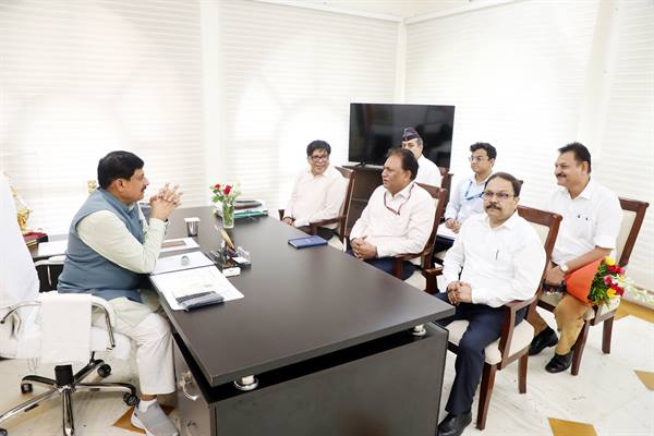 Chief Minister Dr. Yadav called on by Chairman of Petroleum Board