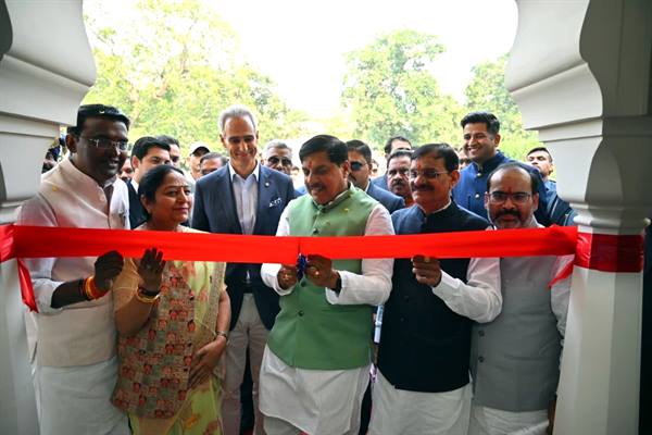 Make Full Use of the Tourist Heli Service: CM Dr. Yadav