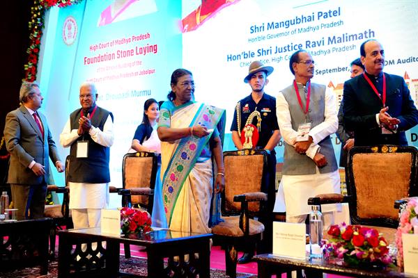 न्याय इतना महंगा न हो कि आम आदमी की पहुँच से दूर हो जाये - राष्ट्रपति श्रीमती द्रोपदी मुर्मु
