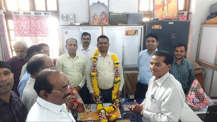 श्री सत्येन्द्र सिंह मरकाम ने उच्च पद सहायक आयुक्त जनजातीय कार्य और अनुसूचित जाति विकास छिंदवाड़ा का किया प्रभार ग्रहण