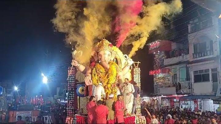 Manesh sahu मनेश साहू छिंदवाड़ा में पूरी गरिमा और सम्मान के साथ विदा किए जाते हैं गणपति