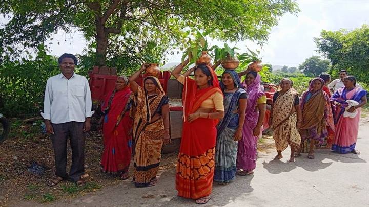 मेरी माटी मेरा देश अभियान के अंतर्गत 2 जनपद पंचायतों की 7 ग्राम पंचायतों में निकाली गईं अमृत कलश यात्रायें