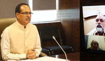 मुख्यमंत्री श्री शिवराज सिंह चौहान ने मंत्रालय में वीडियो कॉन्फ्रेसिंग के माध्यम से इण्डियन मेडिकल एसोसिएशन के सदस्यों से कोविड-19 संक्रमण की रोकथाम संबंधी विचार-विमर्श किया।